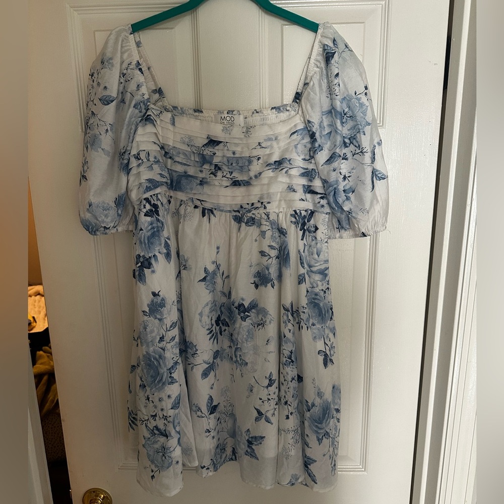 MOD Boutique Blue Floral Women's Dress